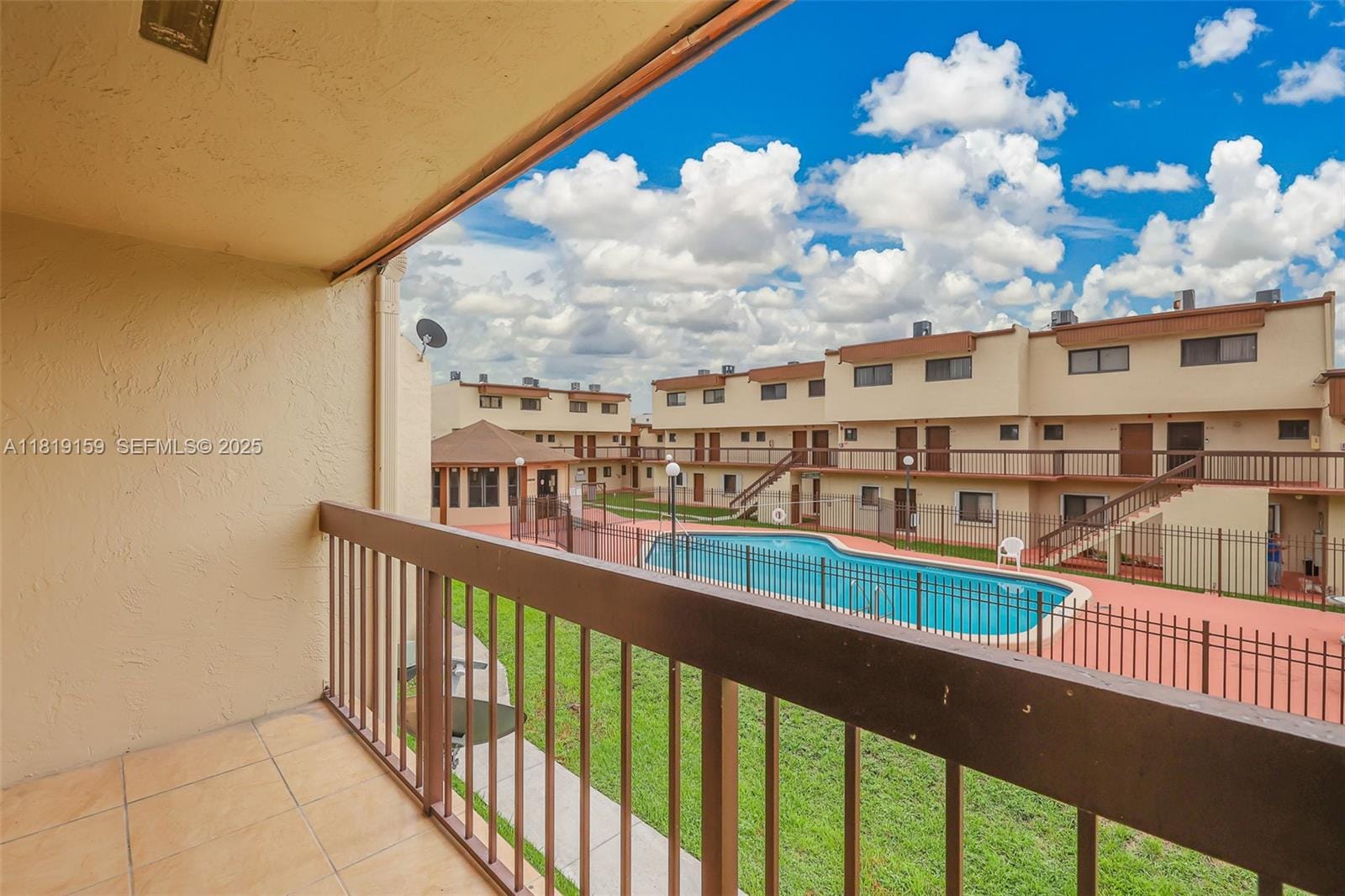 1121 SW 105th Avenue 302, Miami, FL 33174 photo 16