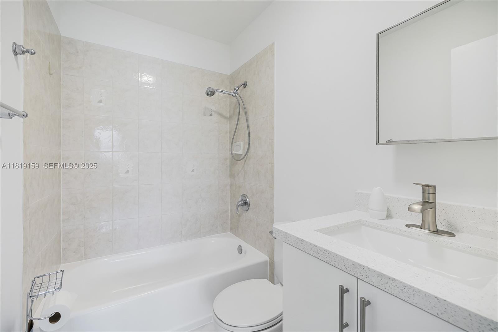 1121 SW 105th Avenue 302 — photo 10