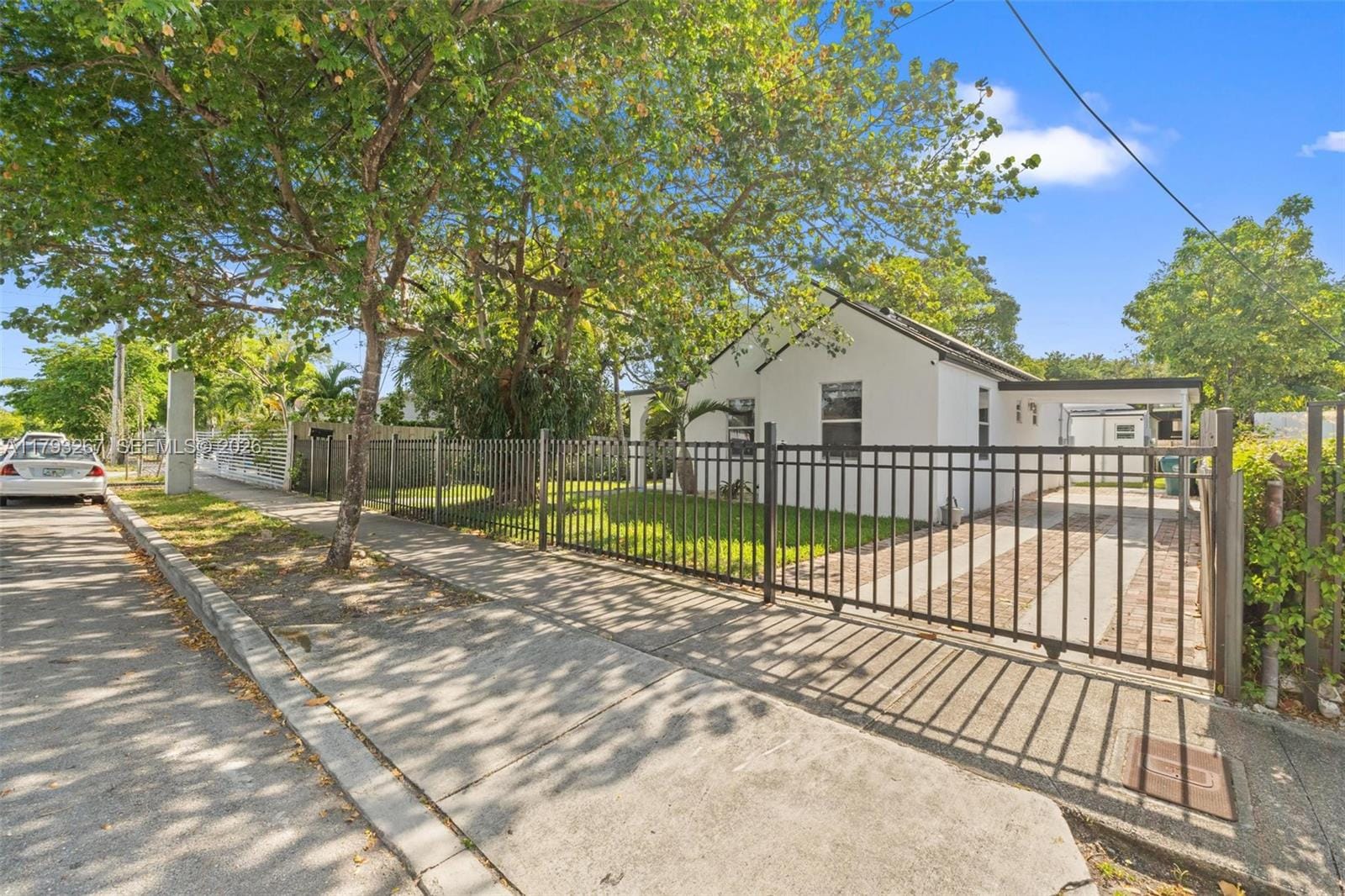 4430 NW 1st Avenue — photo 4