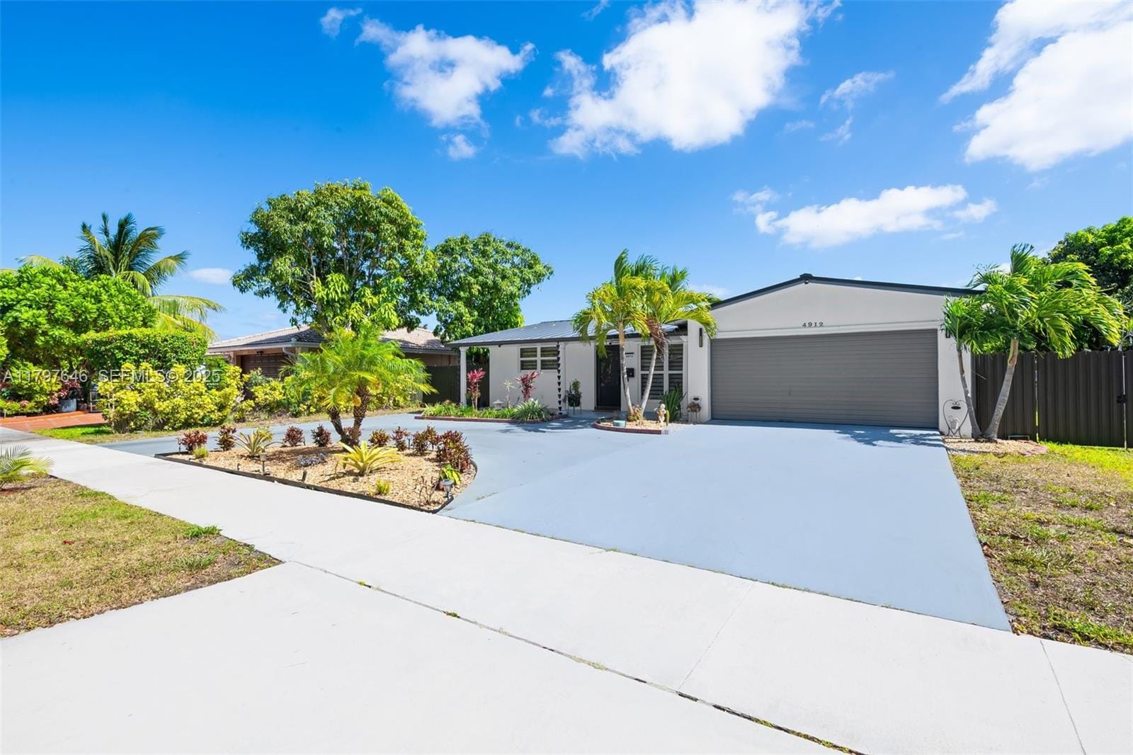4912 Taft Street, Hollywood, FL 33021