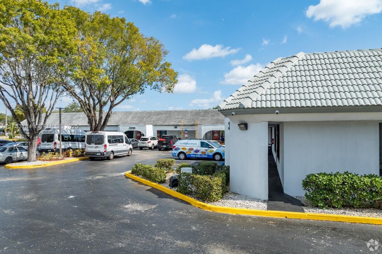 7100 W Commercial Boulevard — photo 3