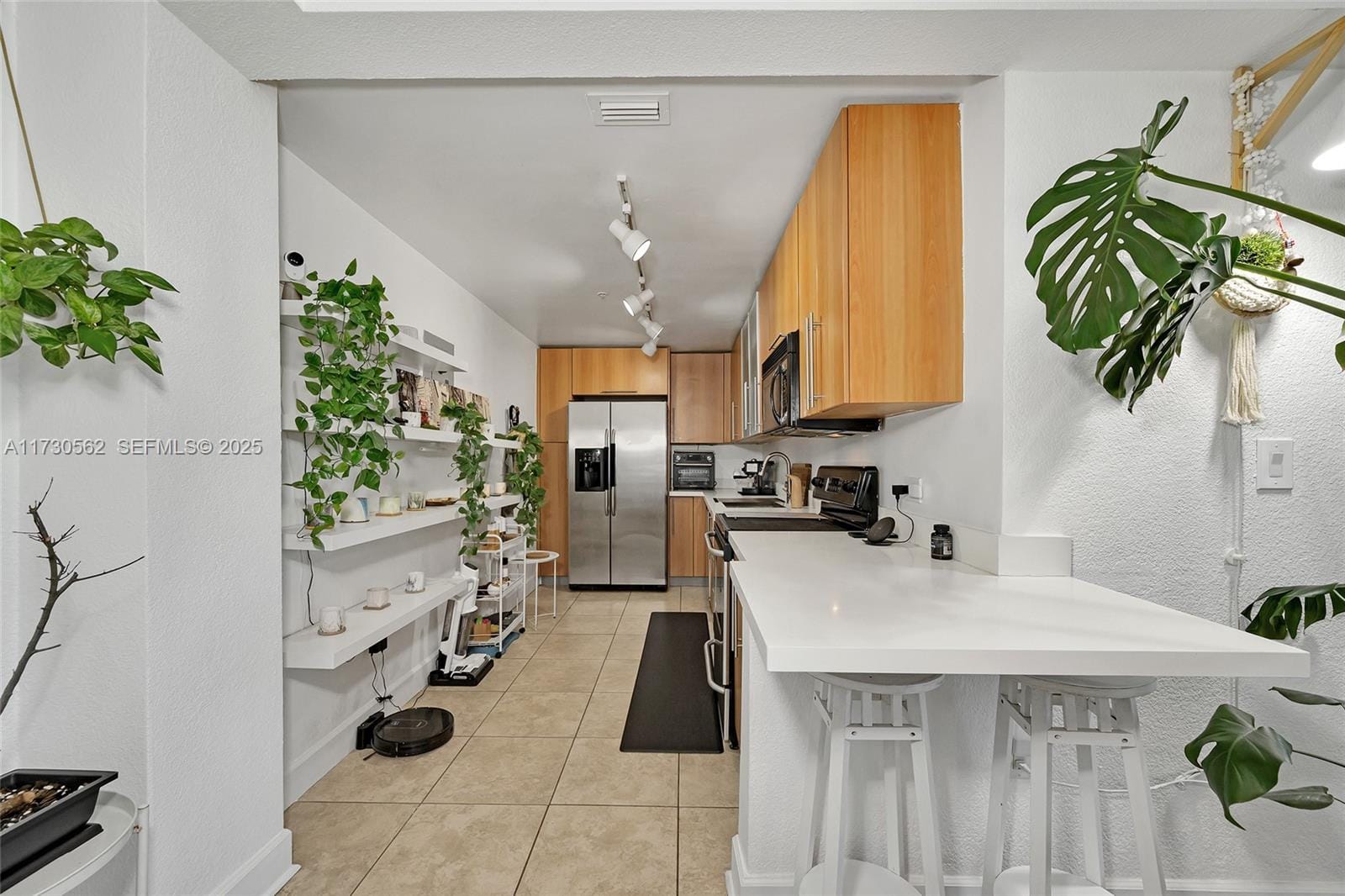 7501 E Treasure Drive 4H, North Bay Village, FL 33141