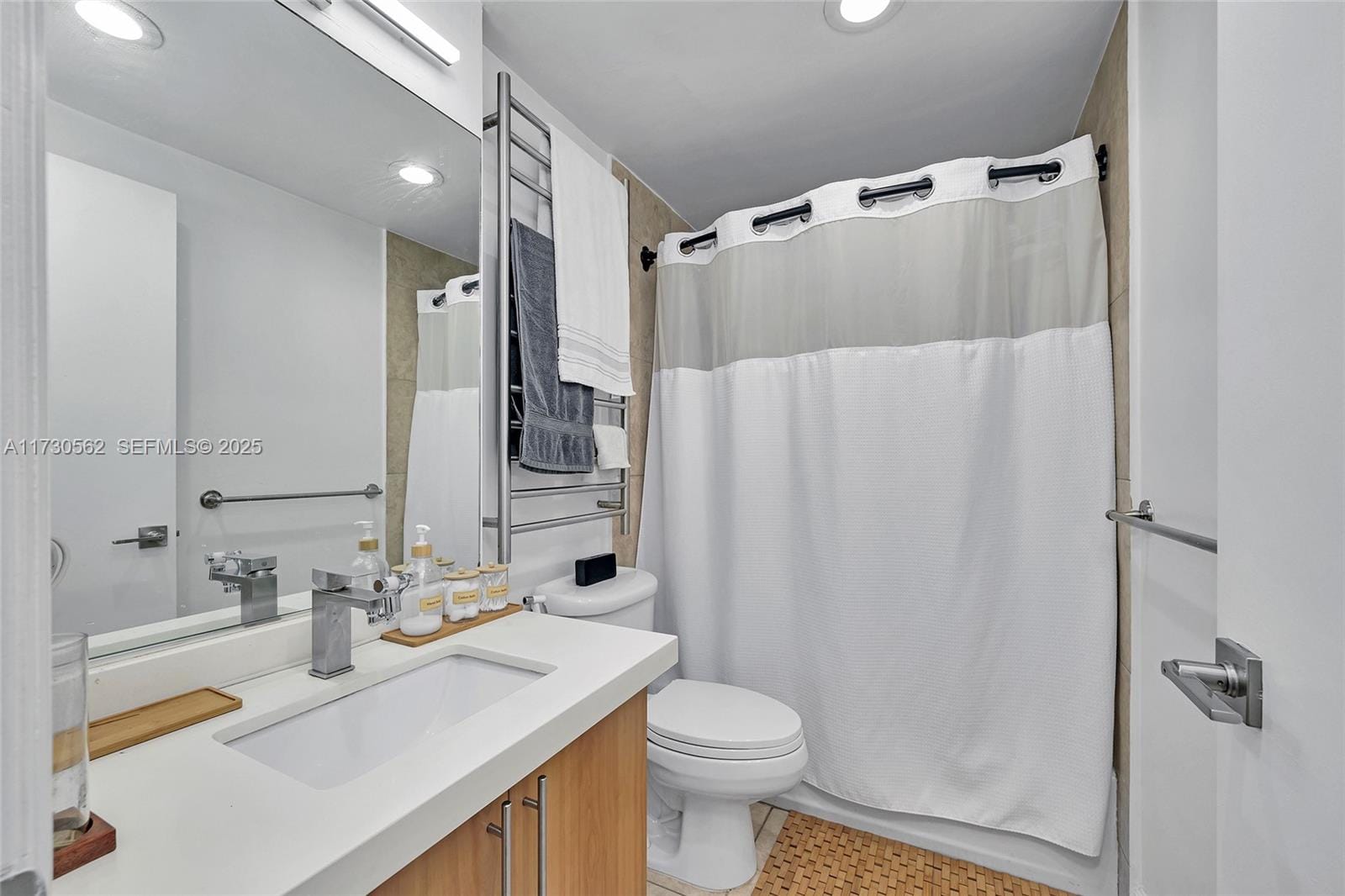 7501 E Treasure Drive 4H, North Bay Village, FL 33141 photo 14