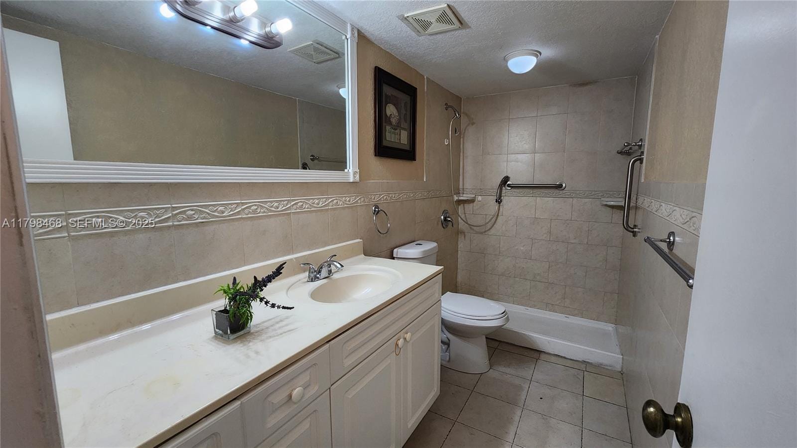 1810 W 56th Street 3420, Hialeah, FL 33012 photo 8
