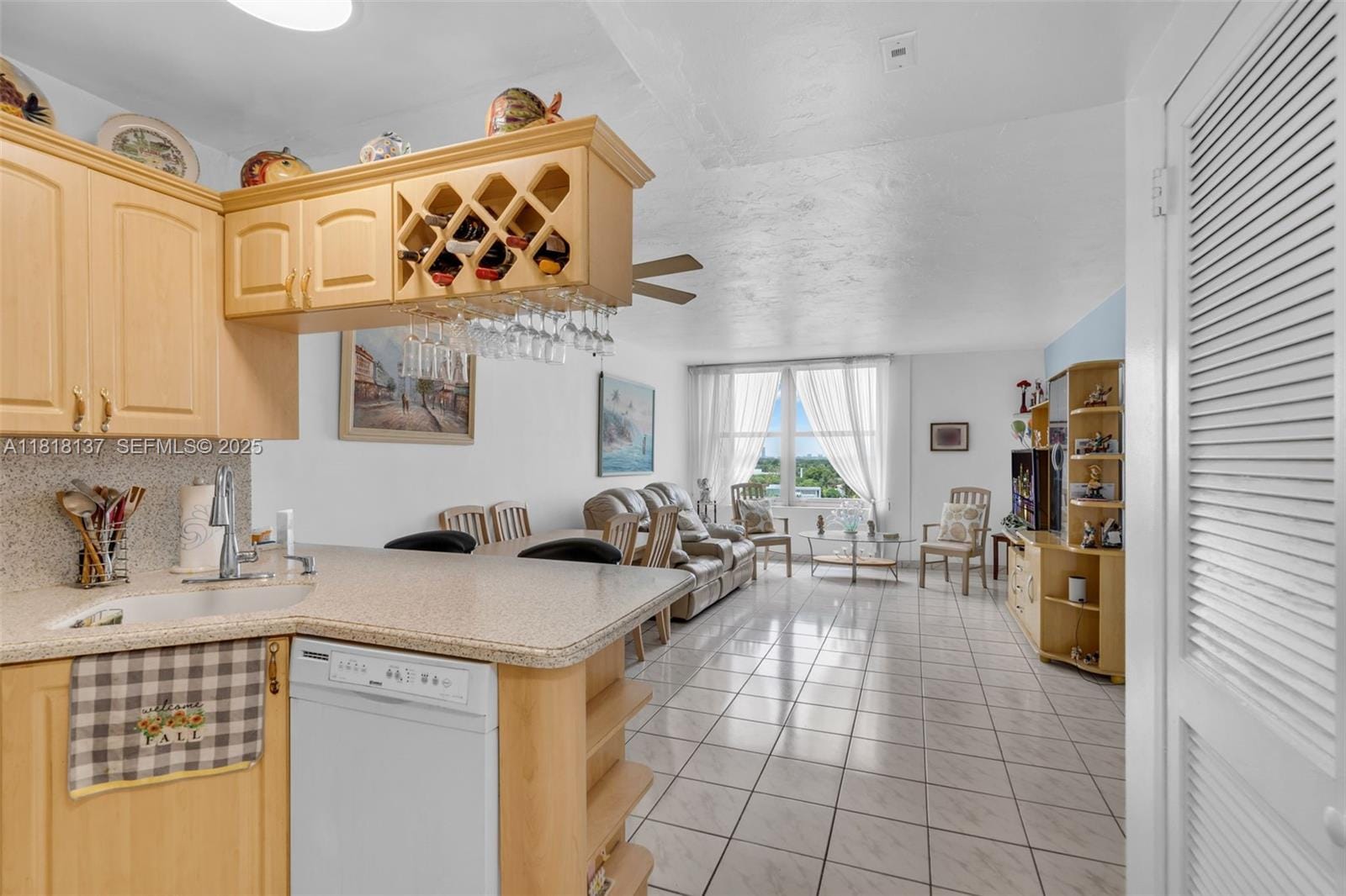 2899 Collins Avenue 946, Miami Beach, FL 33140 photo 6