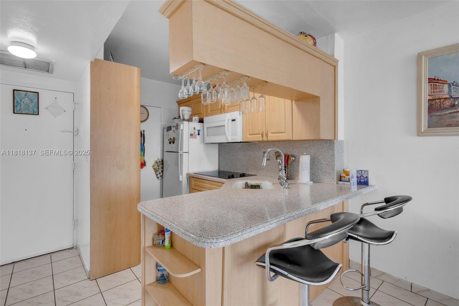 2899 Collins Avenue 946, Miami Beach, FL 33140 photo 8