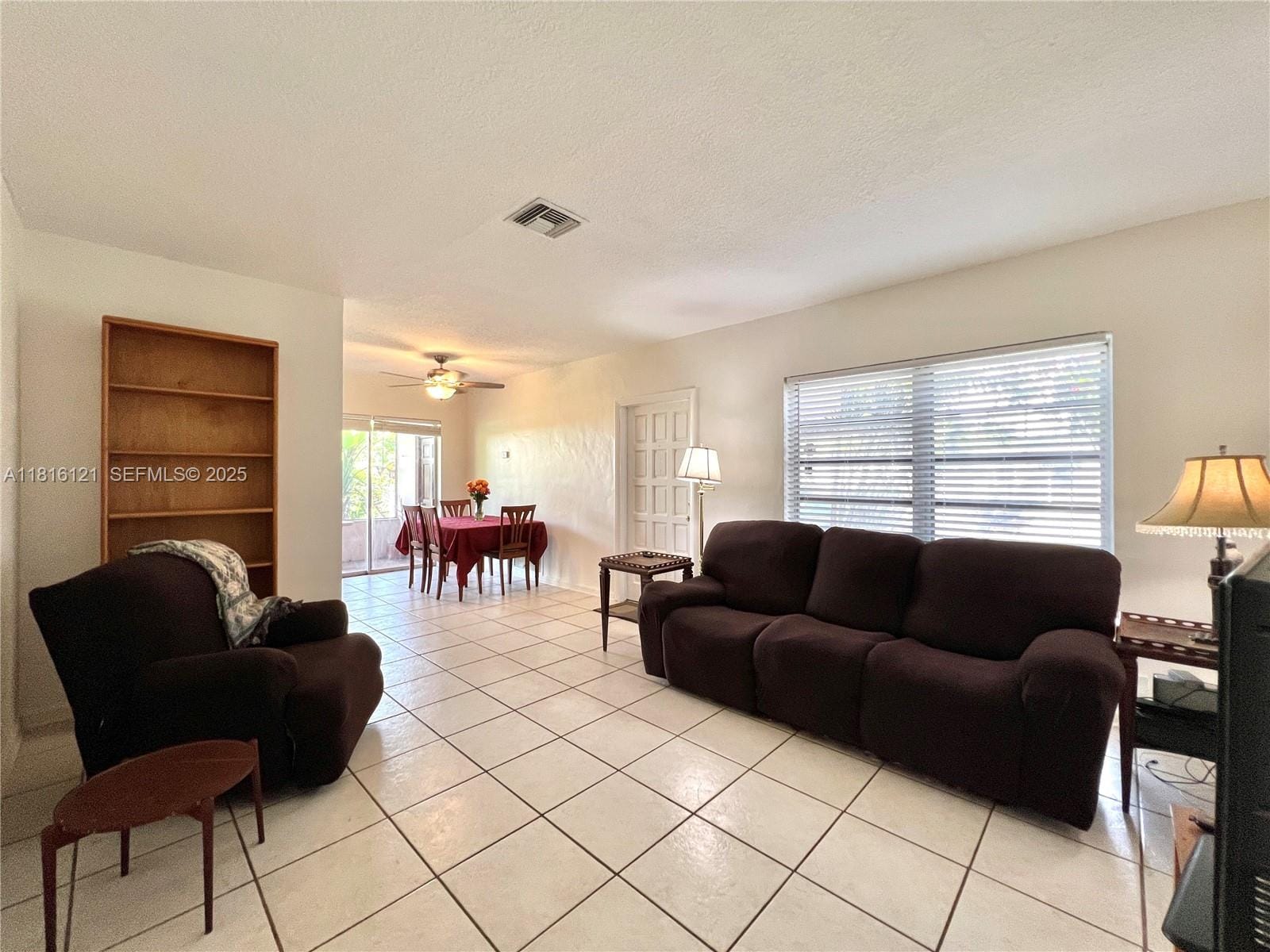 9950 Bahama Drive — photo 3