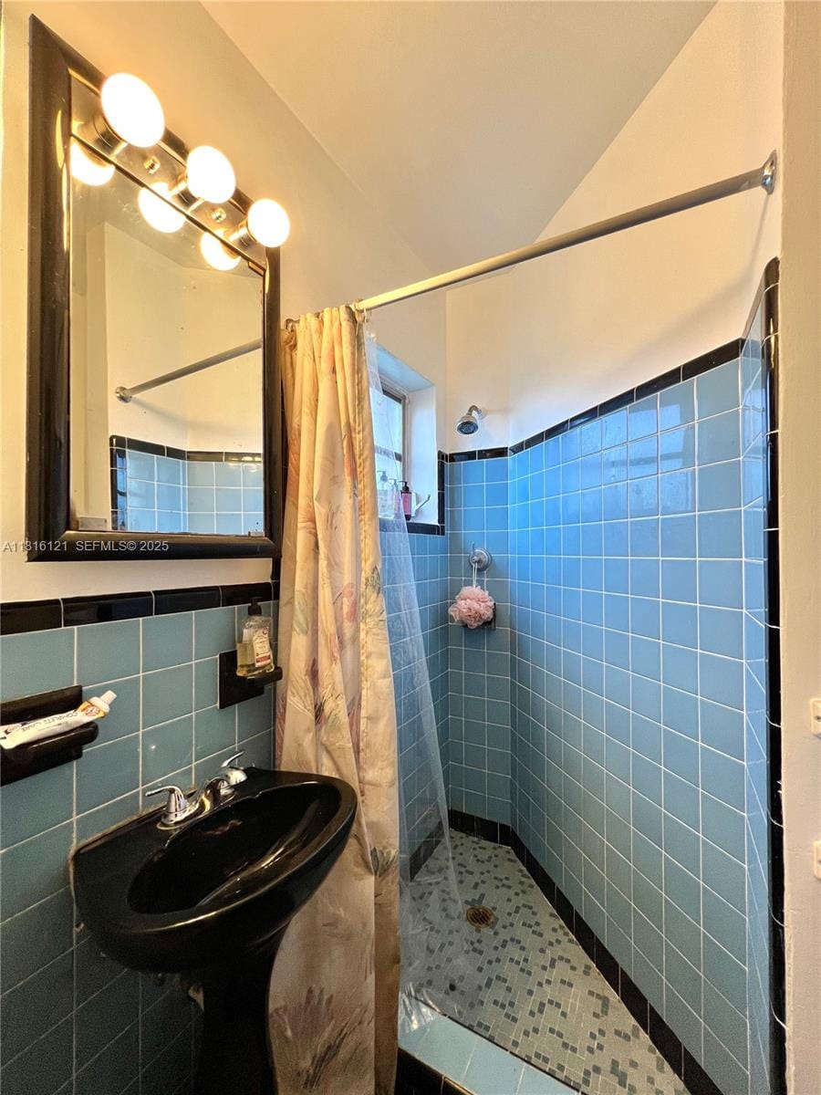 9950 Bahama Drive — photo 10