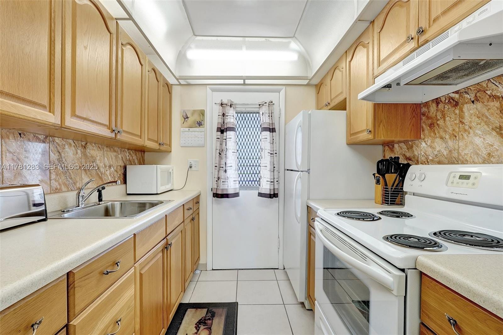 16701 NE 13th Avenue 309, Miami, FL 33162 photo 3