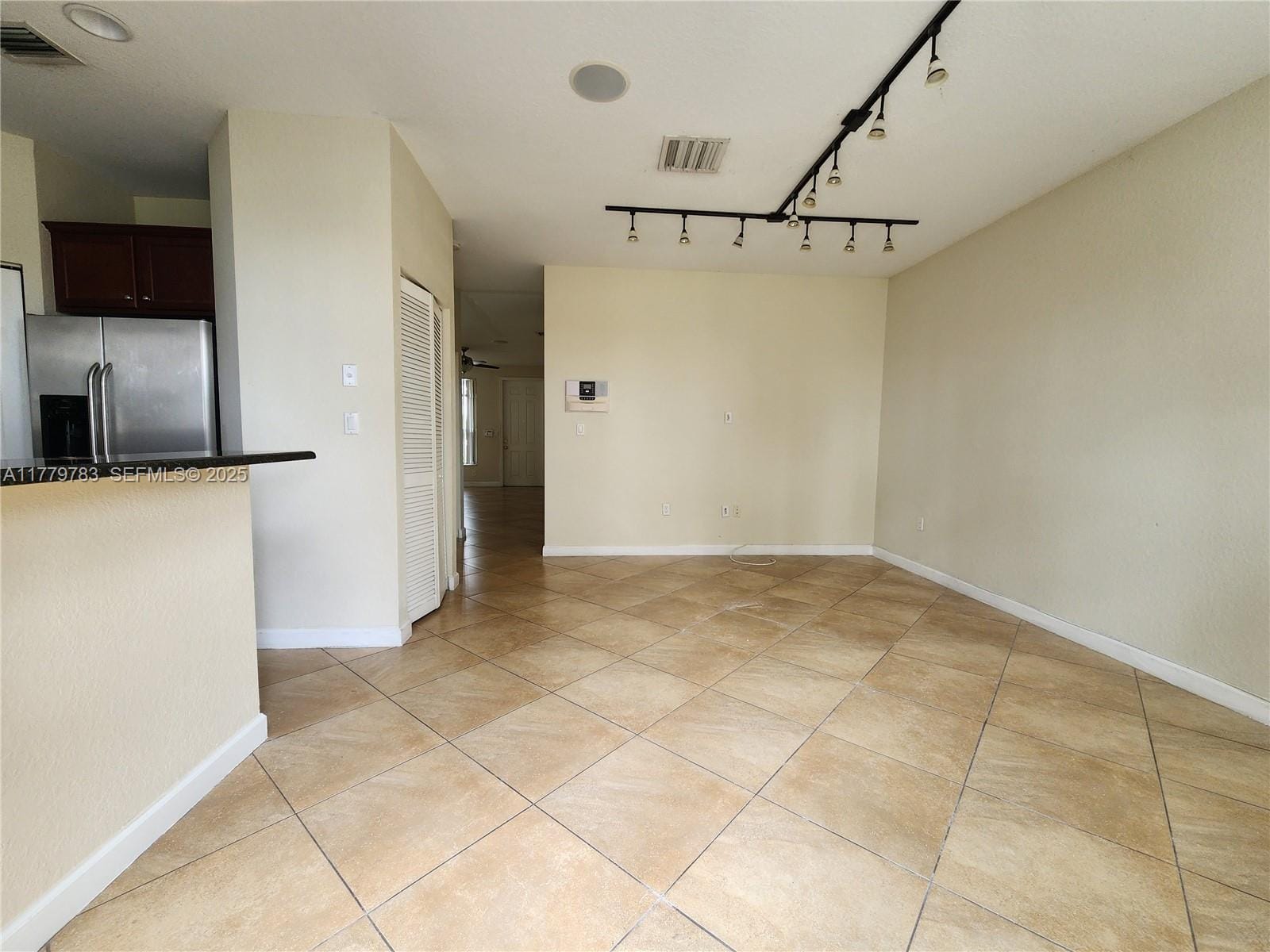 14709 SW 25th Street 14709, Miami, FL 33185 photo 3