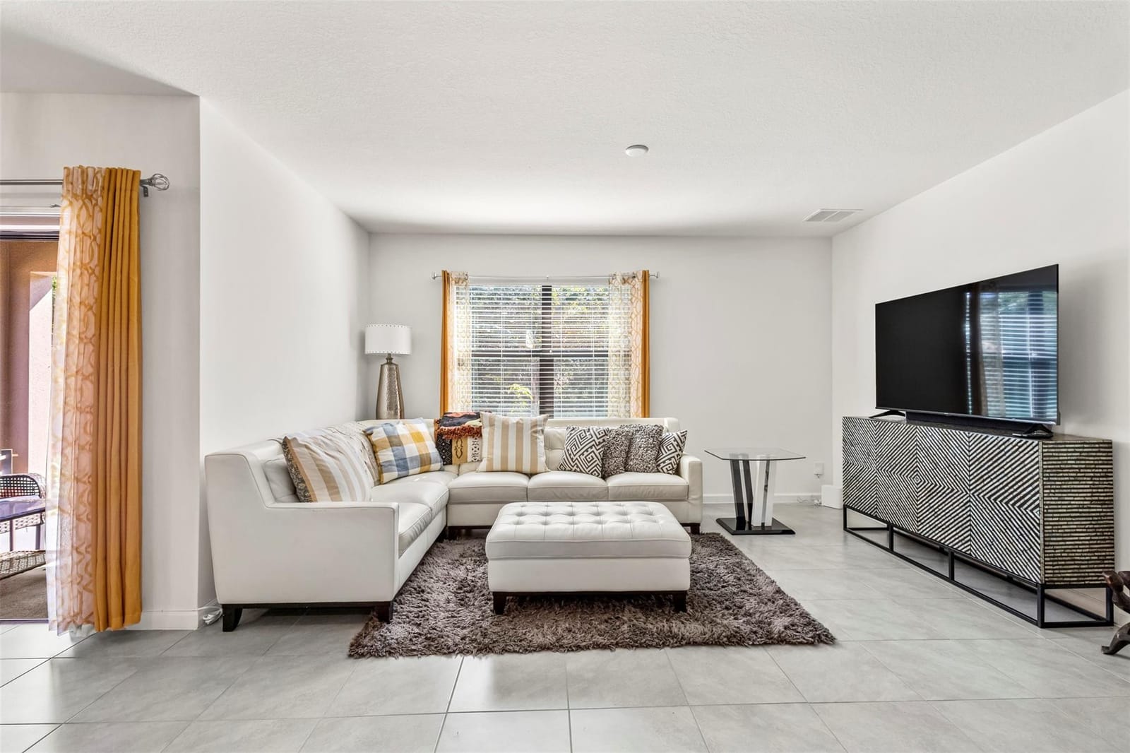 5207 Entertainment Way — photo 8