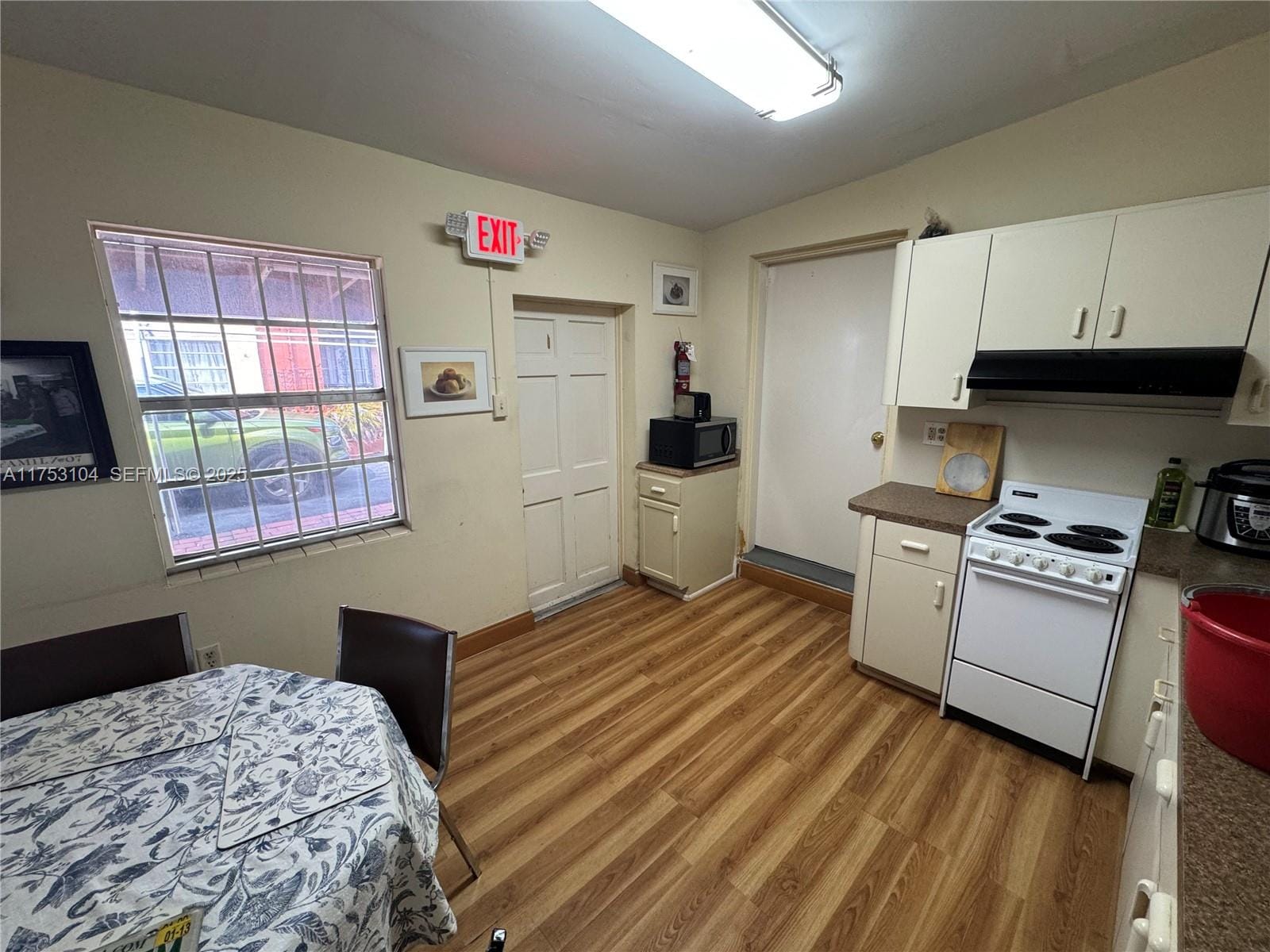 501-525 E 9th Street, Hialeah, FL 33010 photo 29