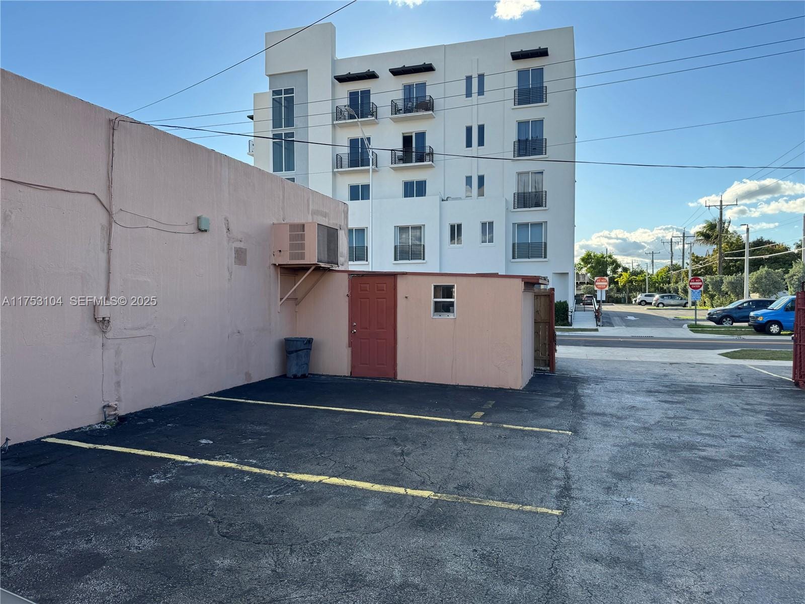 501-525 E 9th Street, Hialeah, FL 33010 photo 8