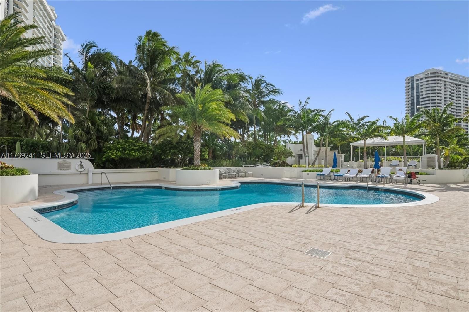 3000 Island Boulevard 1902, Aventura, FL 33160 photo 24