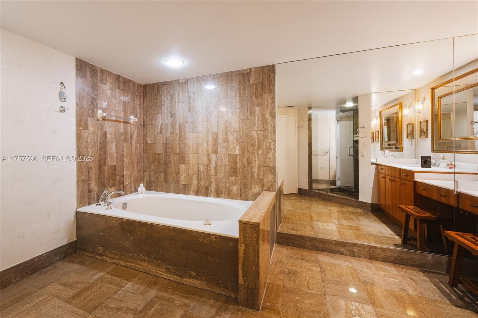 1581 Brickell Avenue 1705, Miami, FL 33129 photo 14