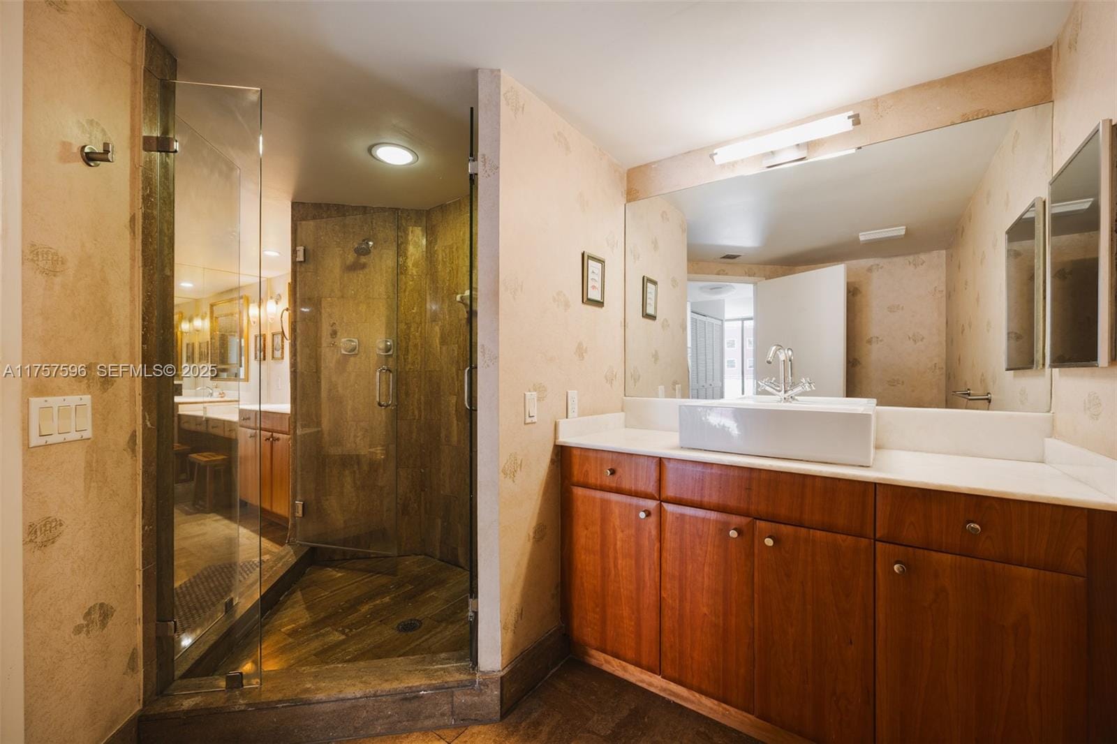1581 Brickell Avenue 1705, Miami, FL 33129 photo 15