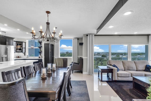 4200 Hillcrest Drive 711, Hollywood, FL 33021