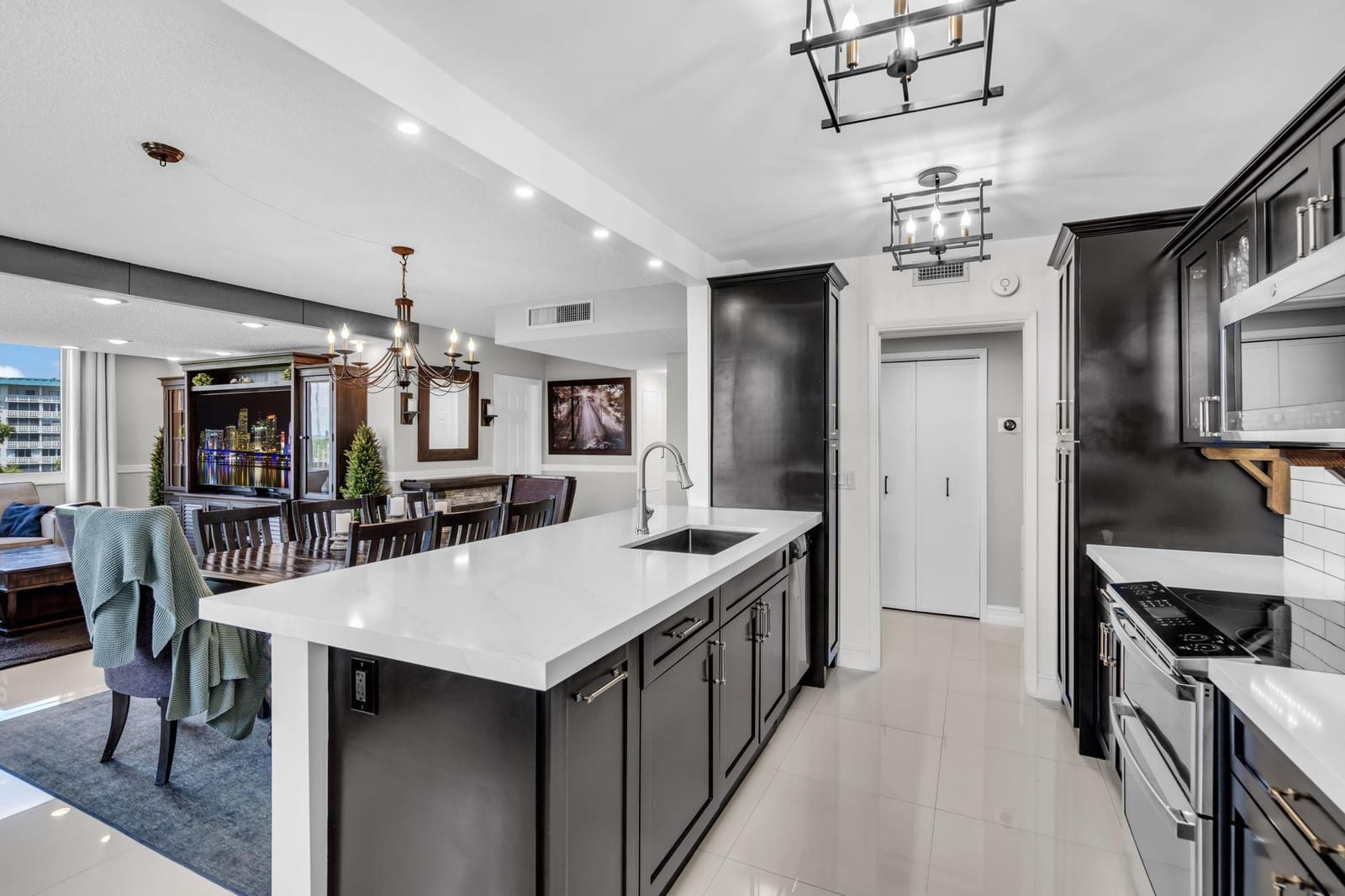 4200 Hillcrest Drive 711, Hollywood, FL 33021 photo 9