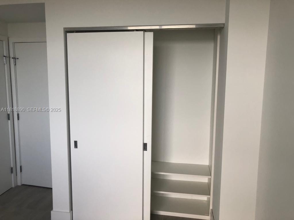 16385 Biscayne Boulevard 1005, North Miami Beach, FL 33160 photo 18