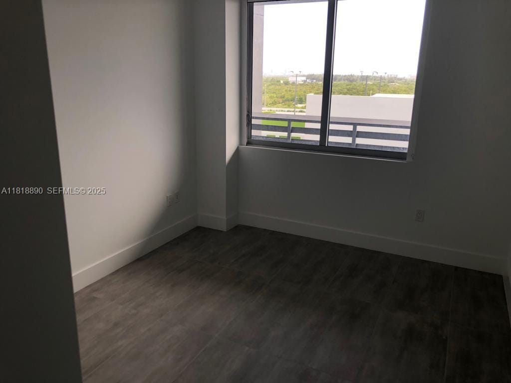 16385 Biscayne Boulevard 1005, North Miami Beach, FL 33160 photo 19