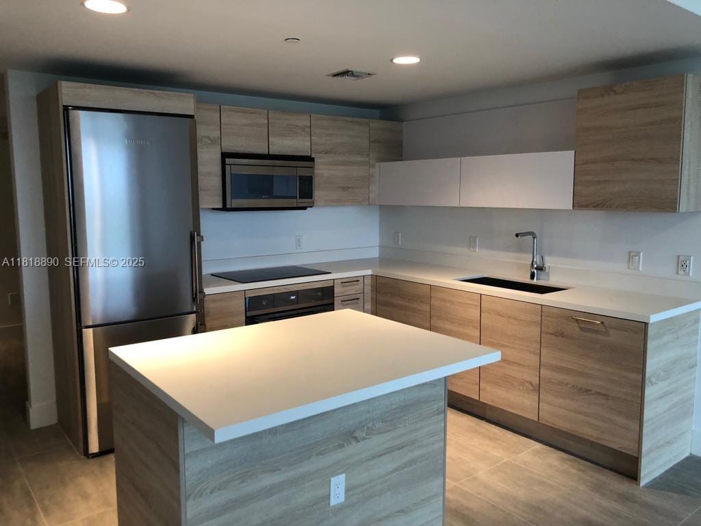 16385 Biscayne Boulevard 1005 — photo 3