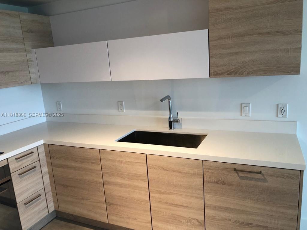 16385 Biscayne Boulevard 1005 — photo 7