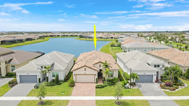 9182 SW Pepoli Way, sold in Verano, Port St Lucie, FL