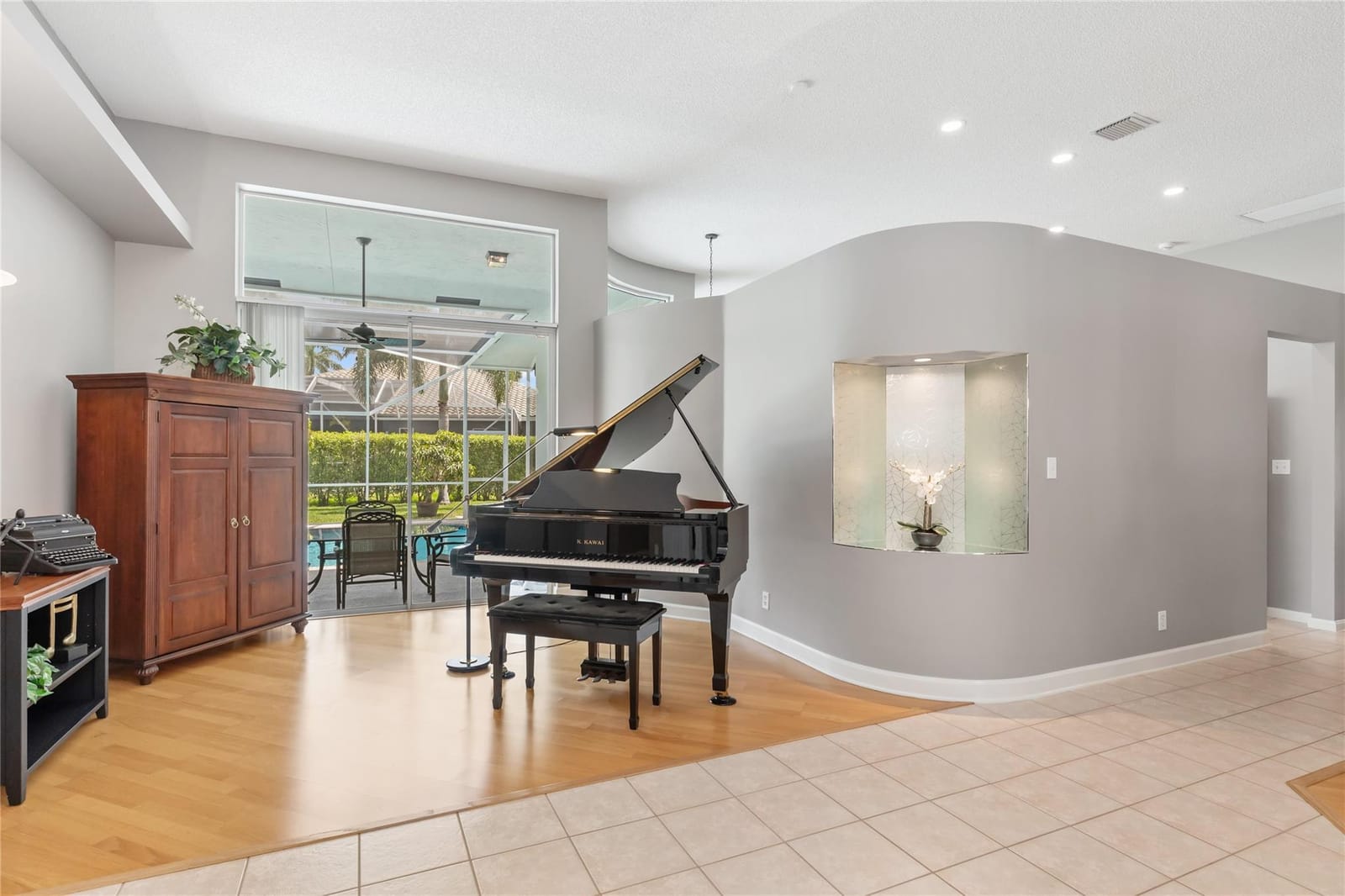 4940 Kensington Circle — photo 3