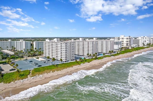 3301 S Ocean Boulevard 405, sold in Ambassadors V South Condo, Highland Beach, FL