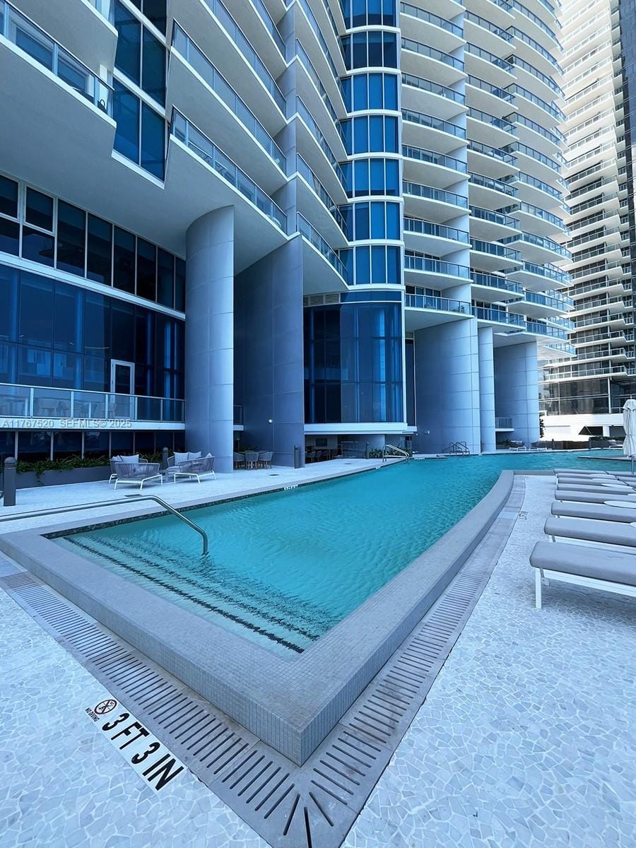 17001 E Collins Avenue 1404, Sunny Isles Beach, FL 33160 photo 10