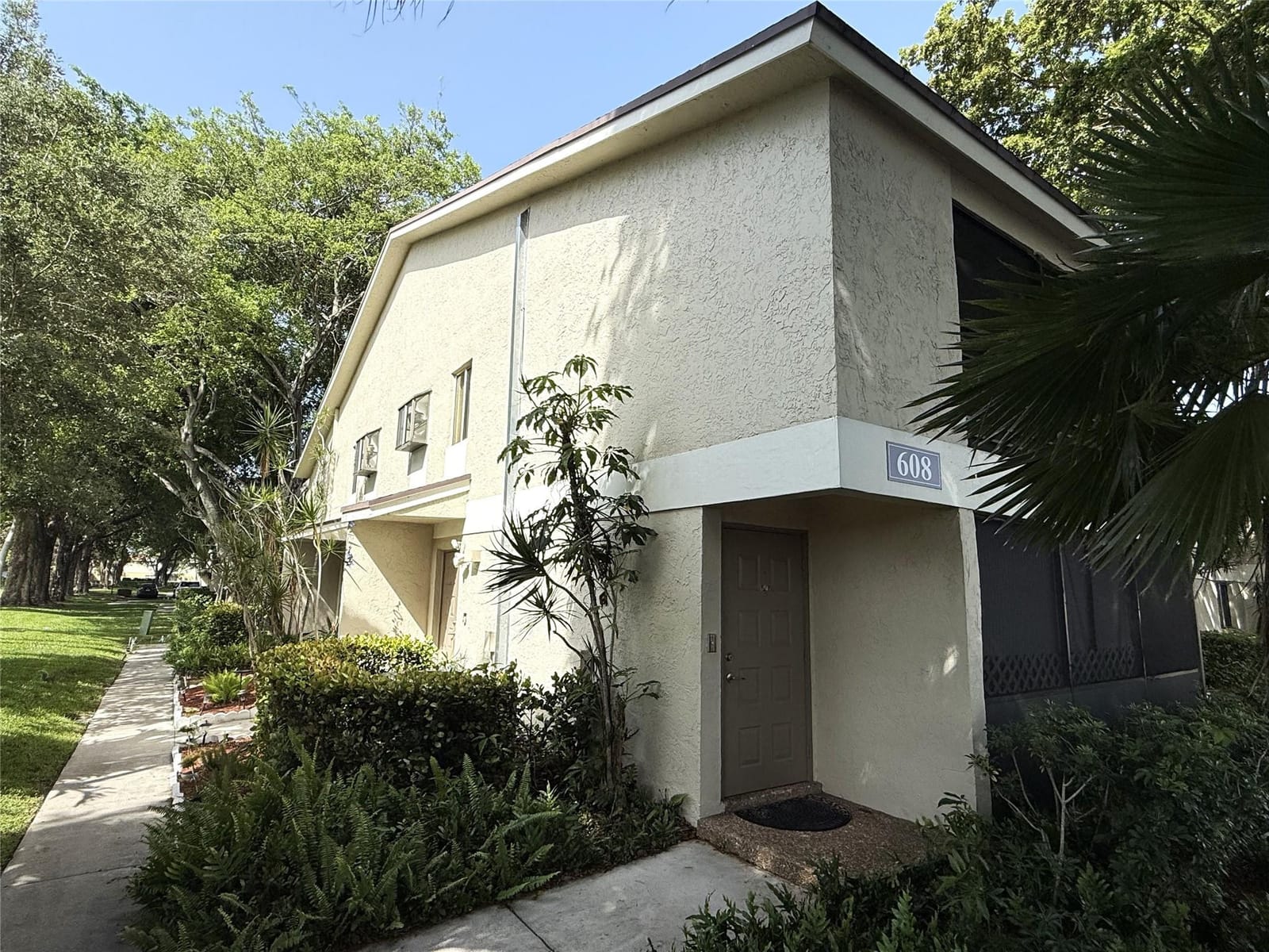 608 Gardens Drive 102, Pompano Beach, FL 33069 photo 14