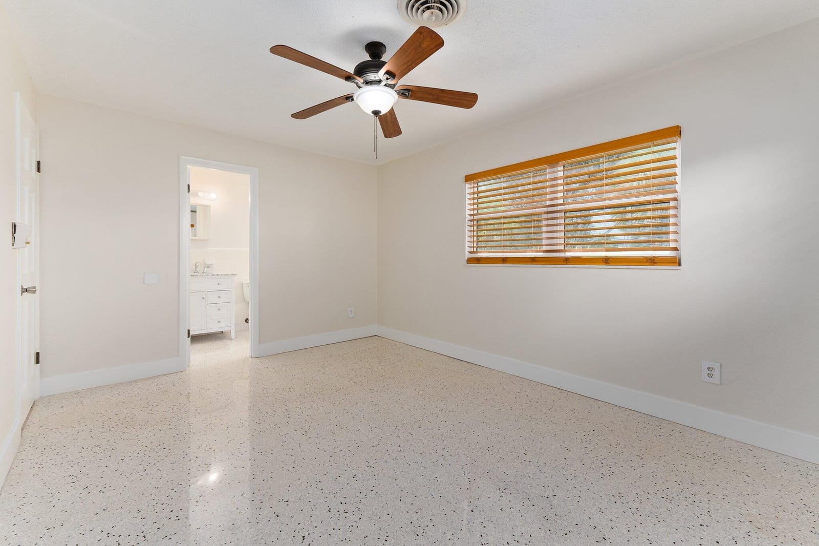 1154 Bayshore Drive, Fort Pierce, FL 34949 photo 13