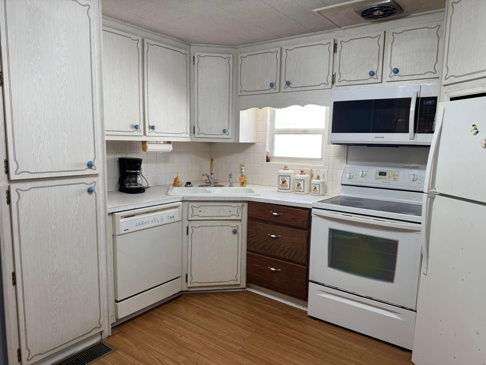 204 Palm Drive I, Briny Breezes, FL 33435 photo 10