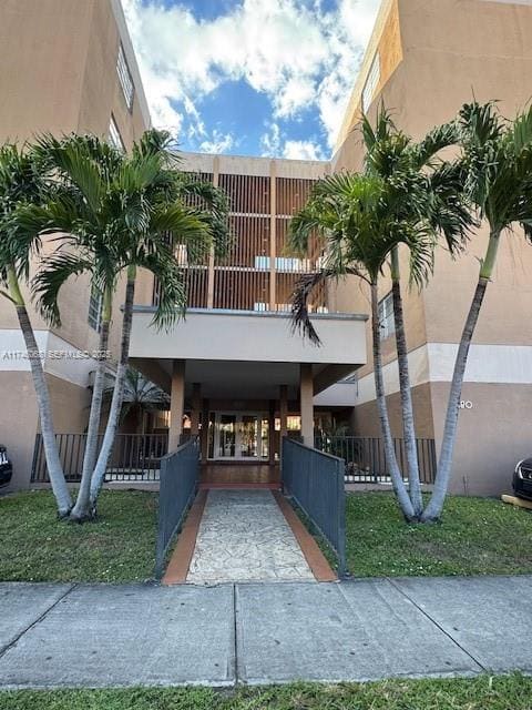 4680 W 13th Lane 417, sold in Westland South Condo, Hialeah, FL