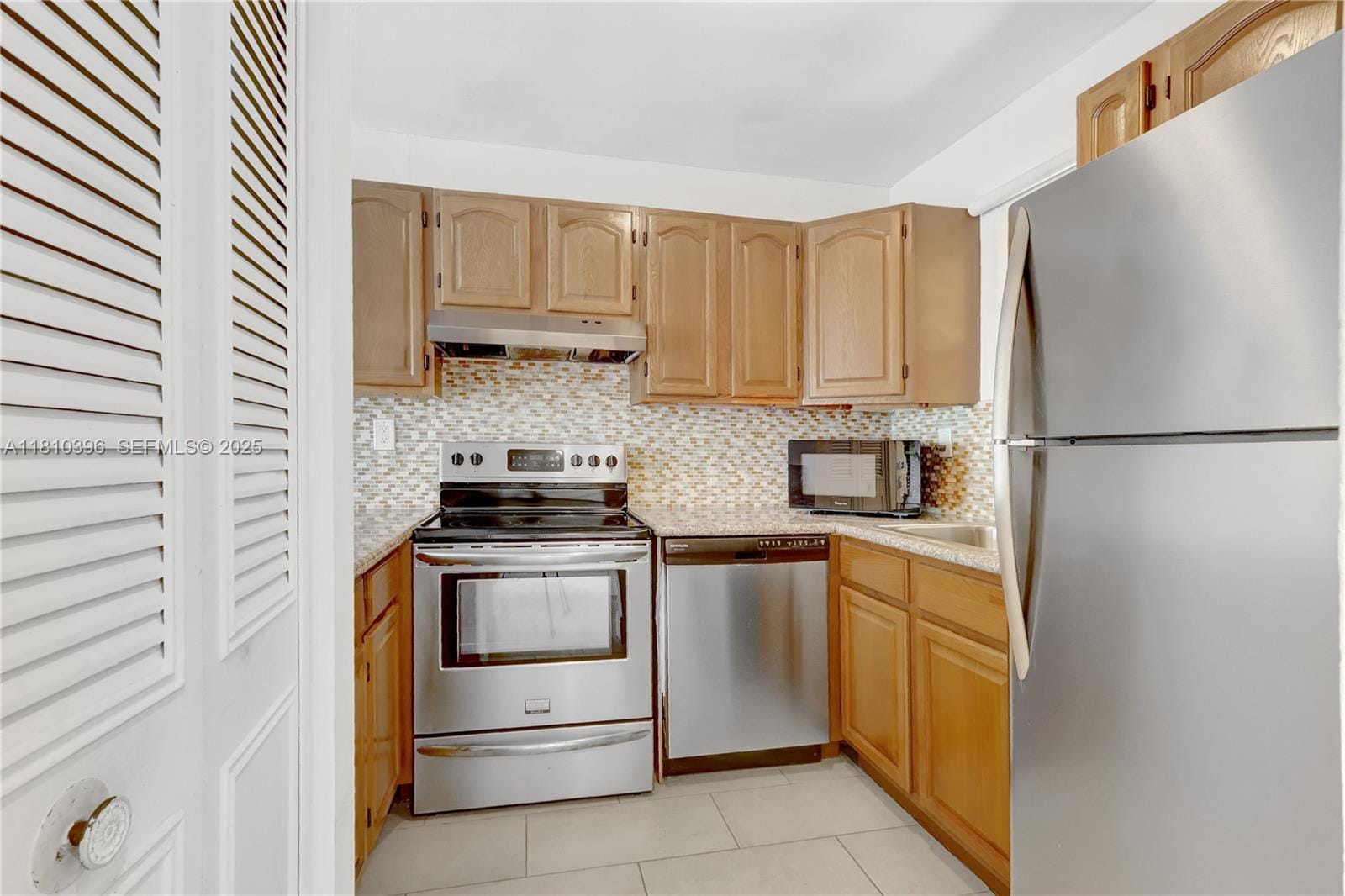 600 NE 25th Street PHD — photo 9