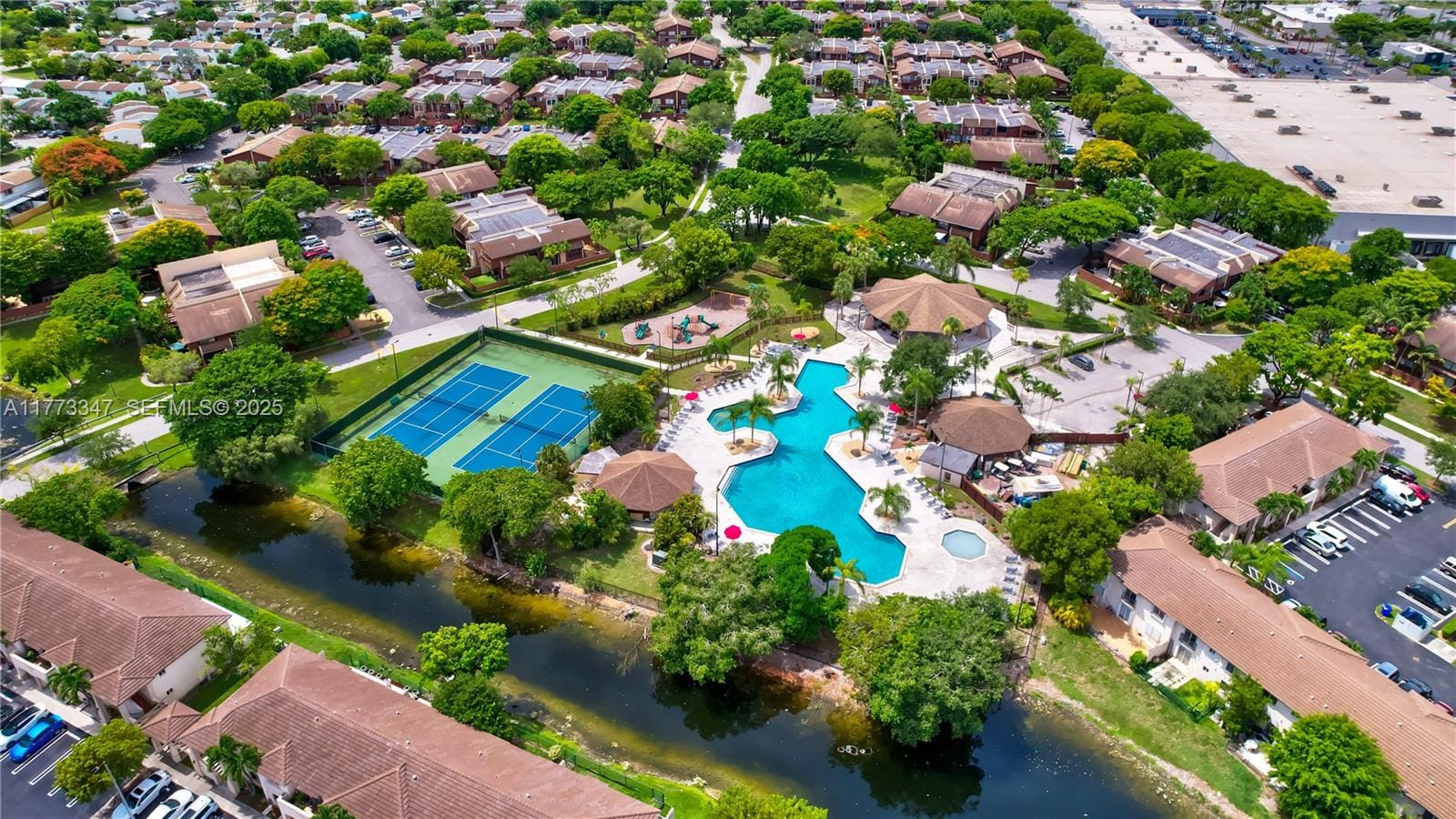 6947 SW 115th Place E36, Miami, FL 33173 photo 24