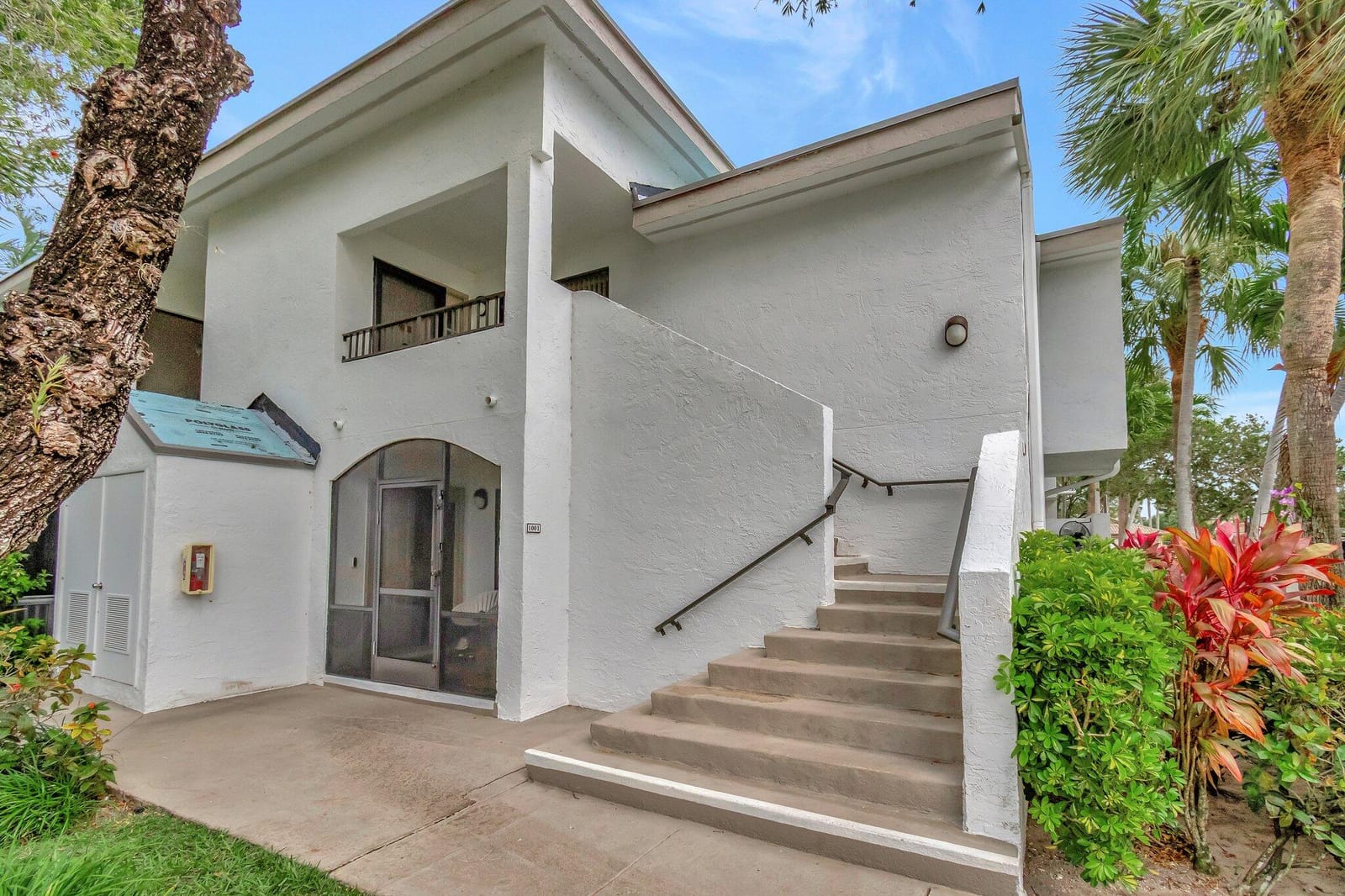 7509 Glendevon Lane 1005, Delray Beach, FL 33446