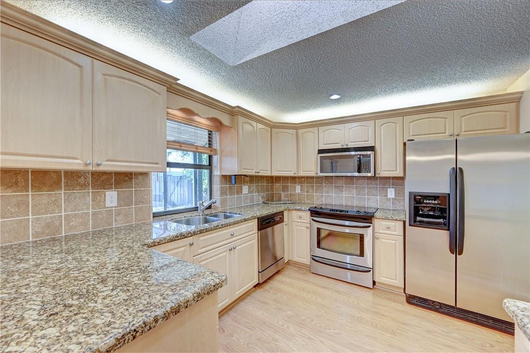 8221 NW 49th Street — photo 5