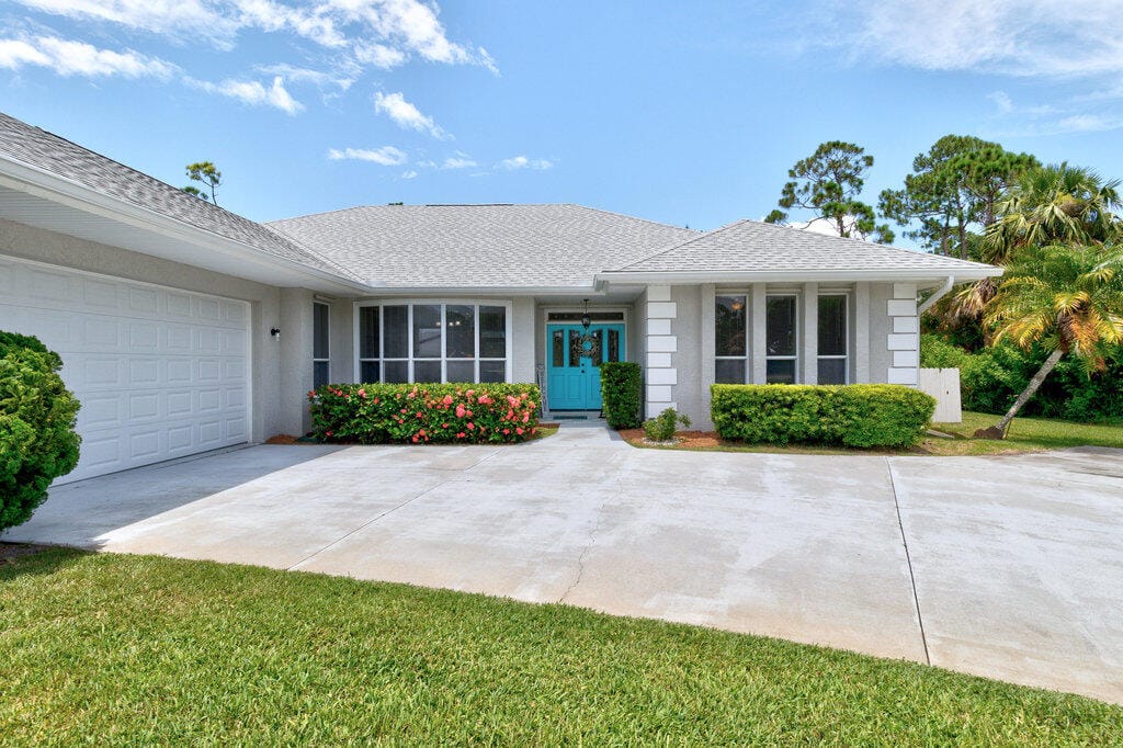 4404 Redwood Drive, Fort Pierce, FL 34951 photo 3