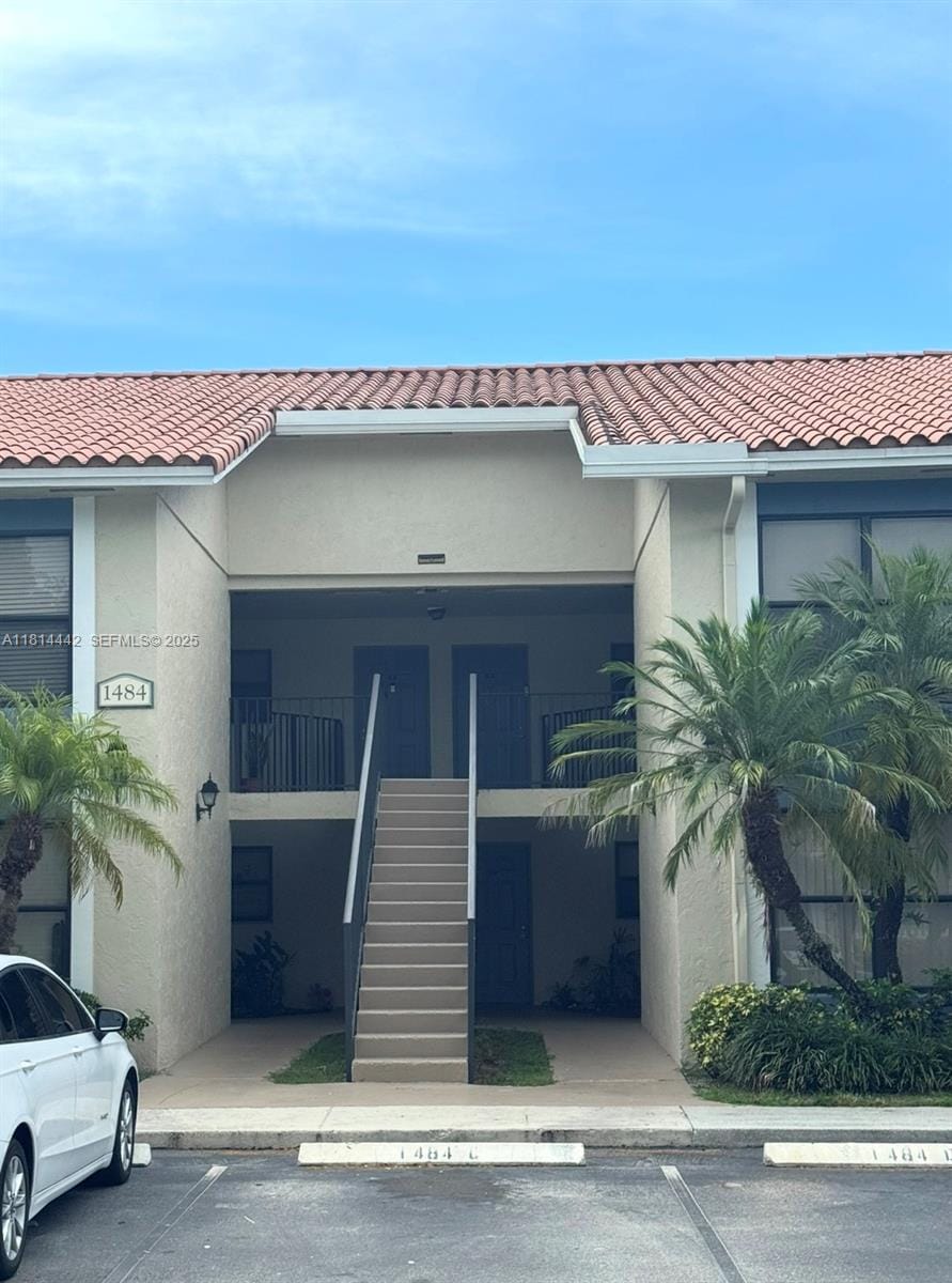 1484 Lake Crystal Drive E E — photo 2
