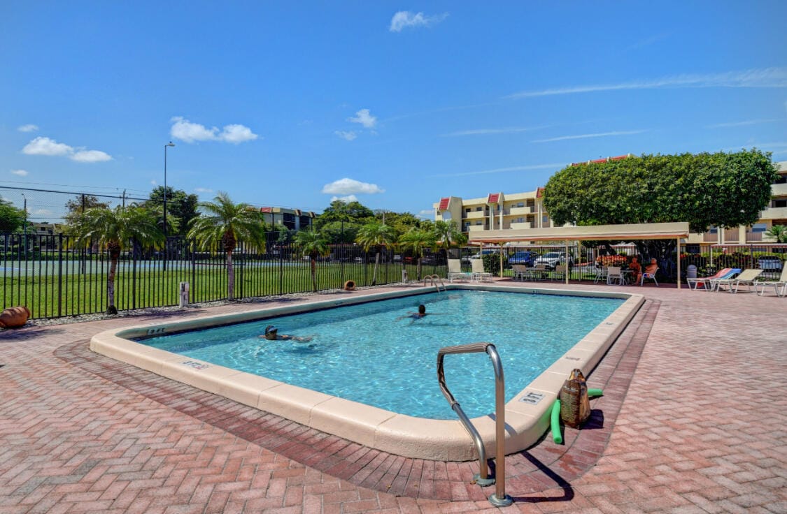 23249 Barwood Lane 402, Boca Raton, FL 33428 photo 17