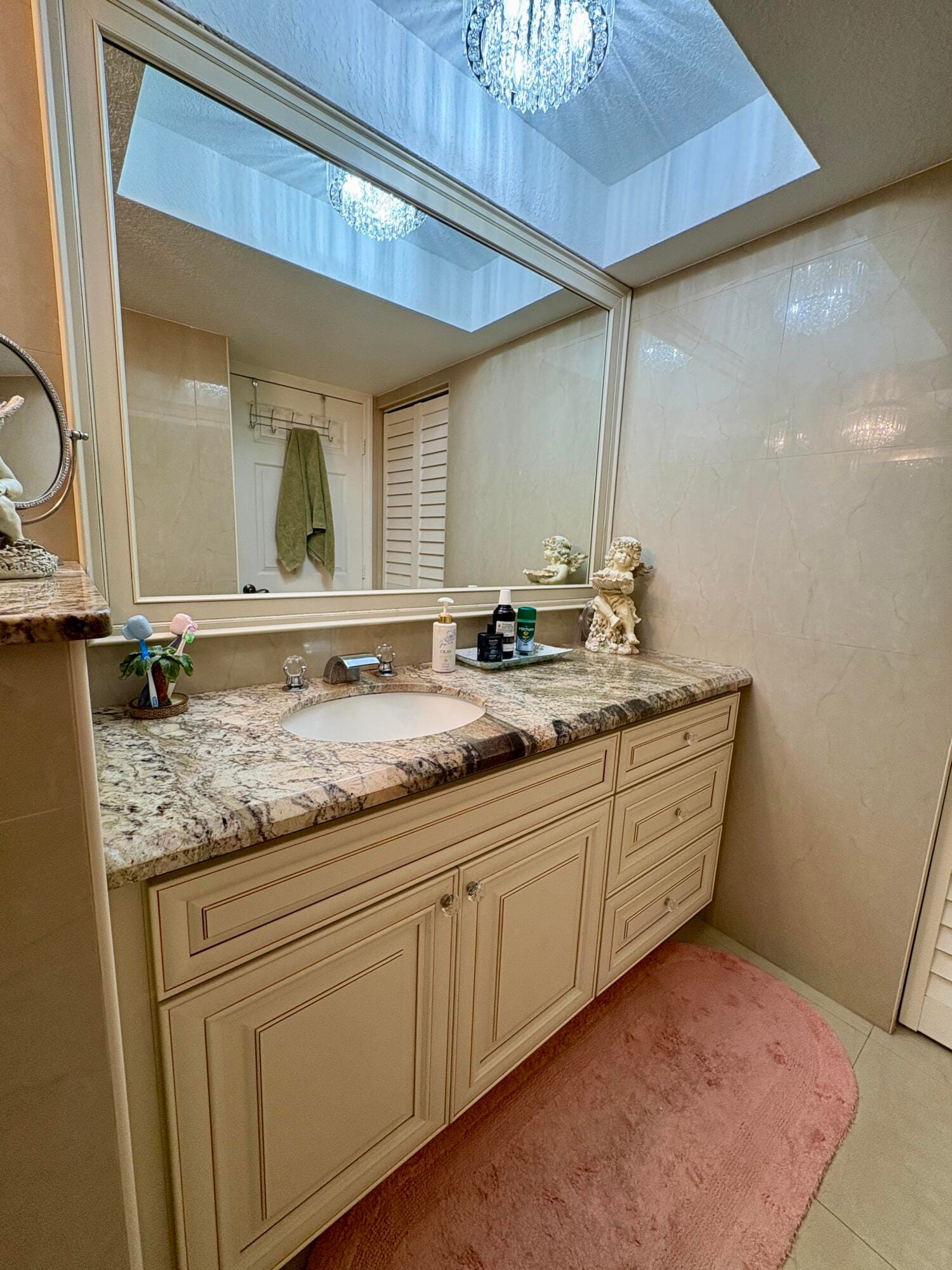 23249 Barwood Lane 402 — photo 8