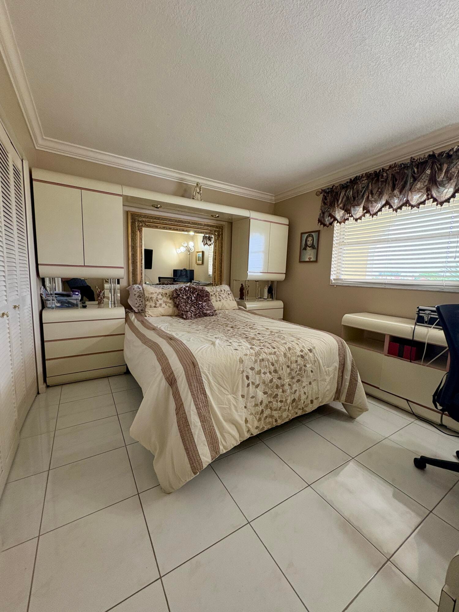 23249 Barwood Lane 402 — photo 10