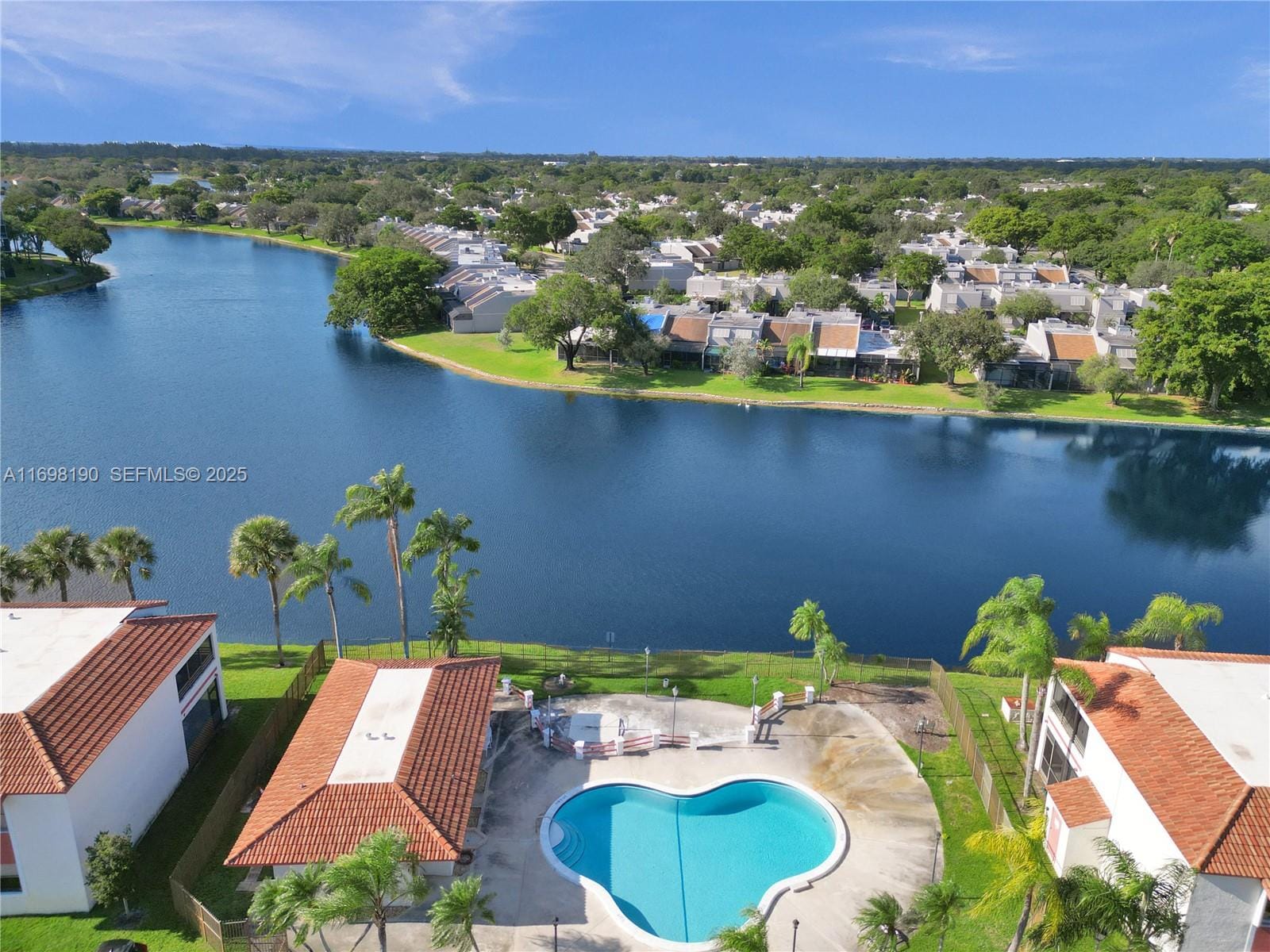 1104 N Hiatus Road 1104, Pembroke Pines, FL 33026 photo 16