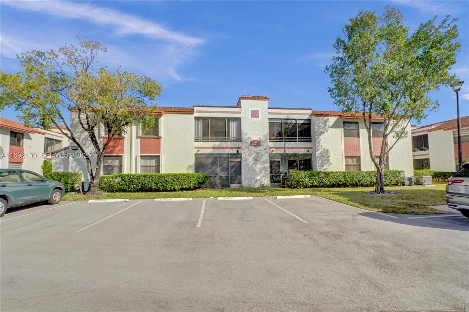 1104 N Hiatus Road 1104, Pembroke Pines, FL 33026, Pembroke Pines