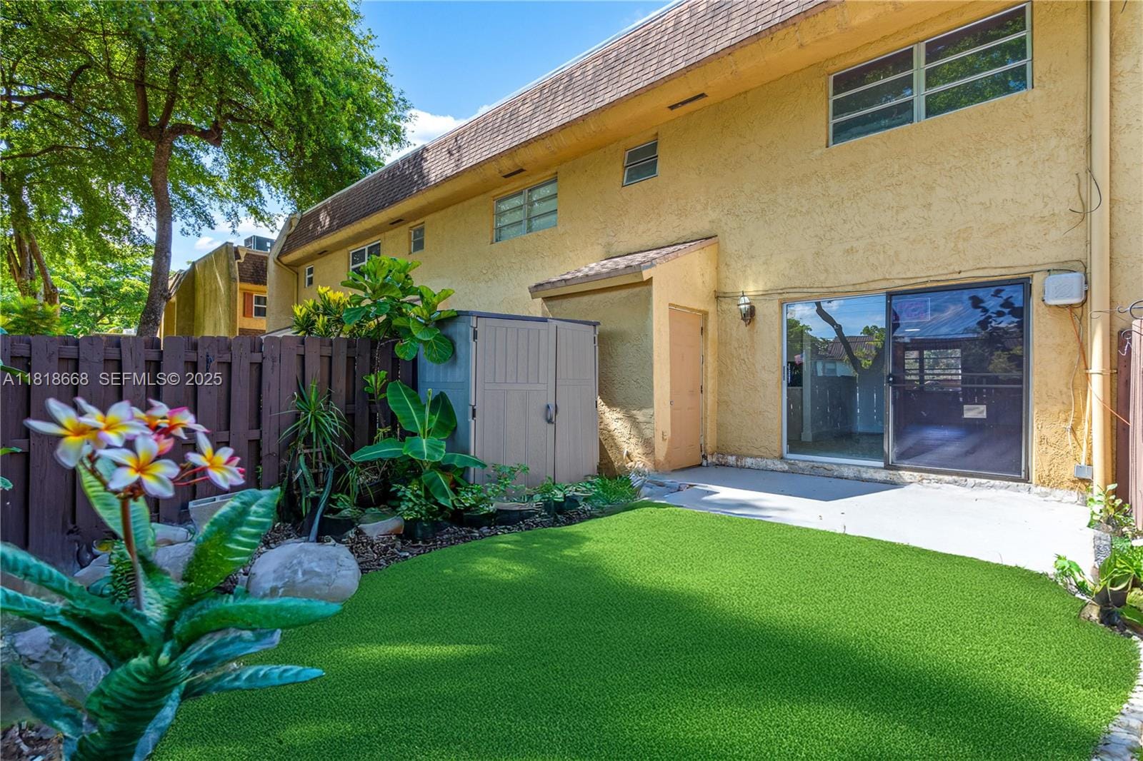 7175 Nova Drive 303, Davie, FL 33317