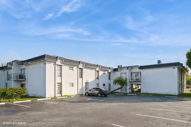 7244 SW 94th Place C1, sold in Sunset Palms West Condo, Miami, FL