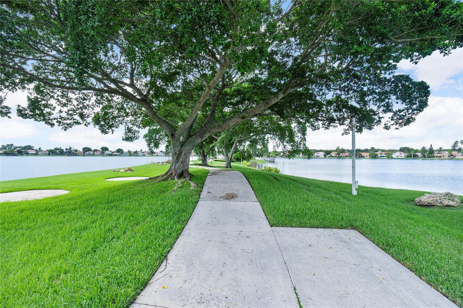 3055 Sunset Lane, Margate, FL 33063 photo 19
