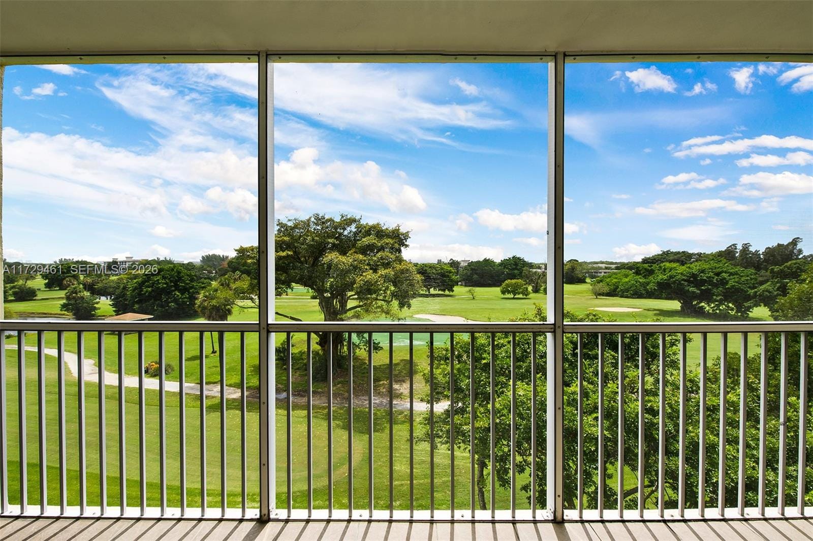 3050 N Palm Aire Drive 501 — photo 2
