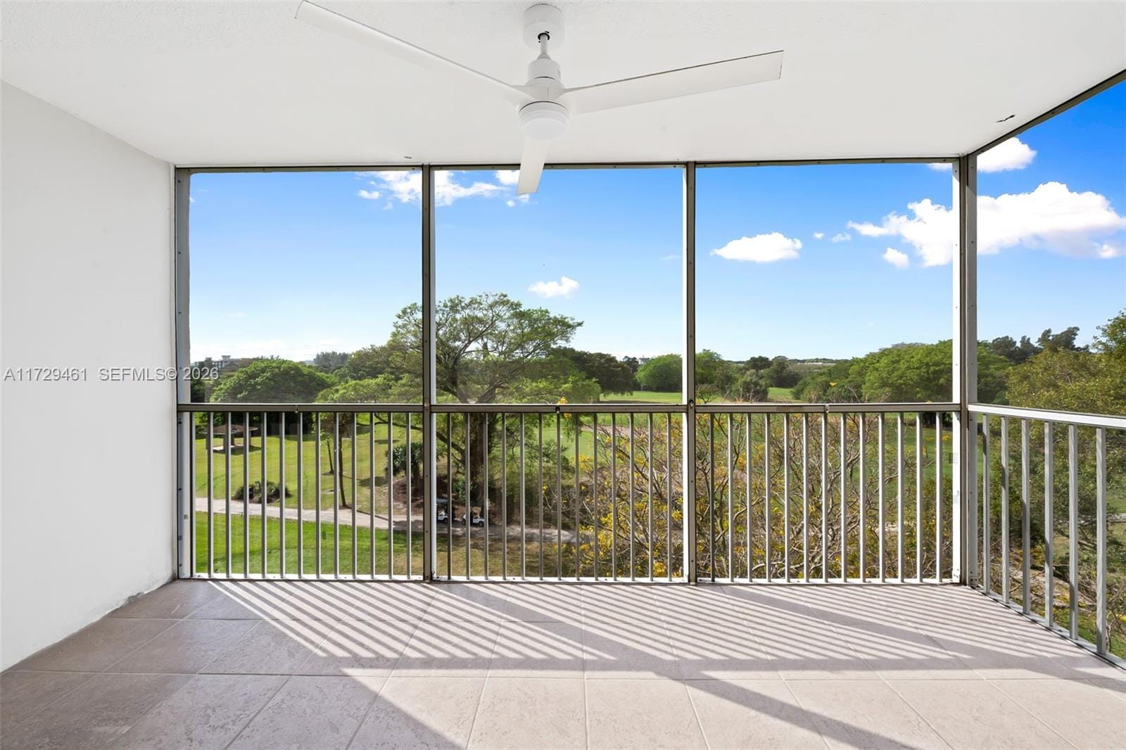 3050 N Palm Aire Drive 501 — photo 11